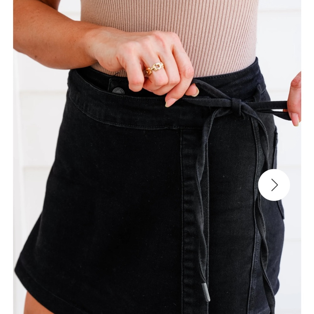 Judy Blue Black Side Tie Skirt